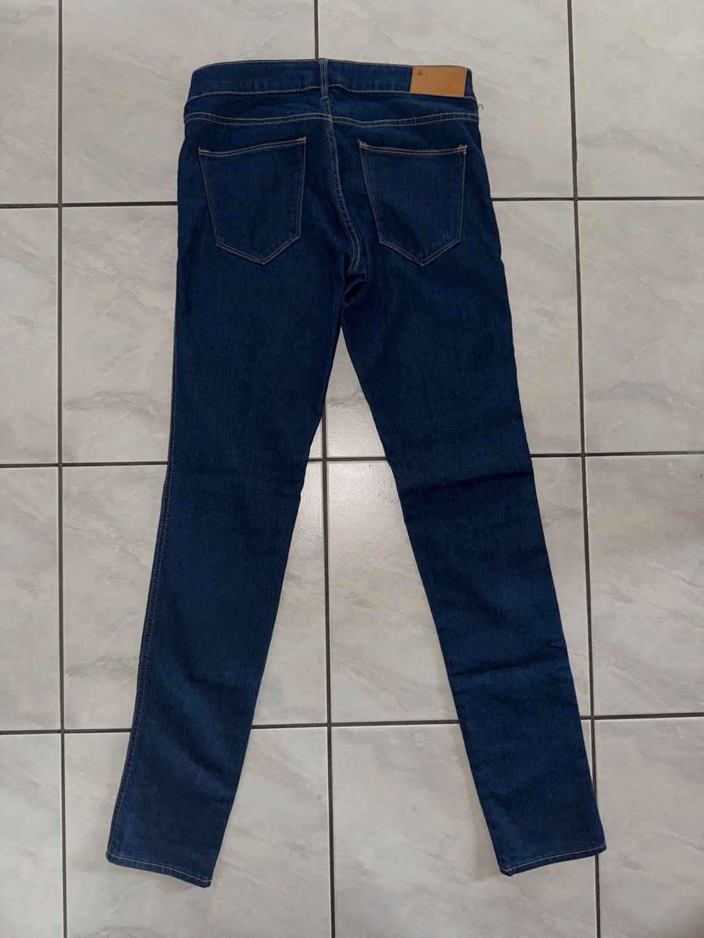 H&M Jeans: Jeans von H&M – Usato da Hergiswil NW venduto da kaufe_bei_kaufmann 4