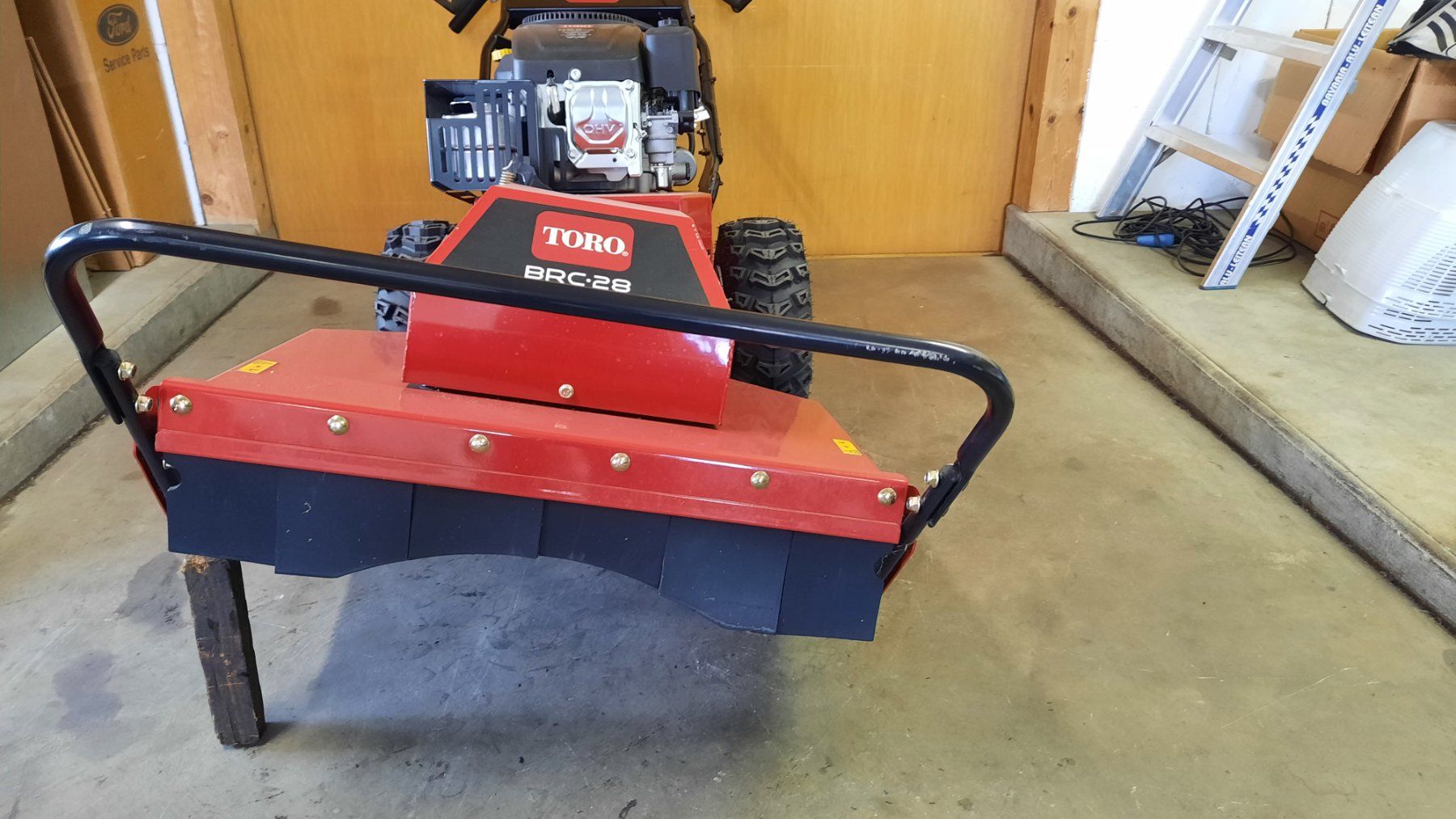 Toro Tutte le macchine: Gebüsch Mäher TORO BRC 28 – Usato da Luzern venduto da F.BuchserAG 1