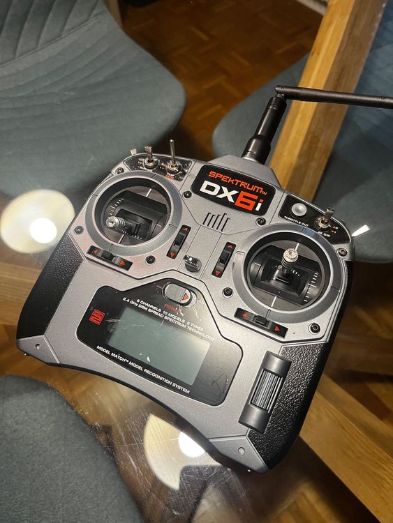 Spektrum DX6i (Gebraucht) in Thun für CHF 25 – mit Lieferung auf ...
