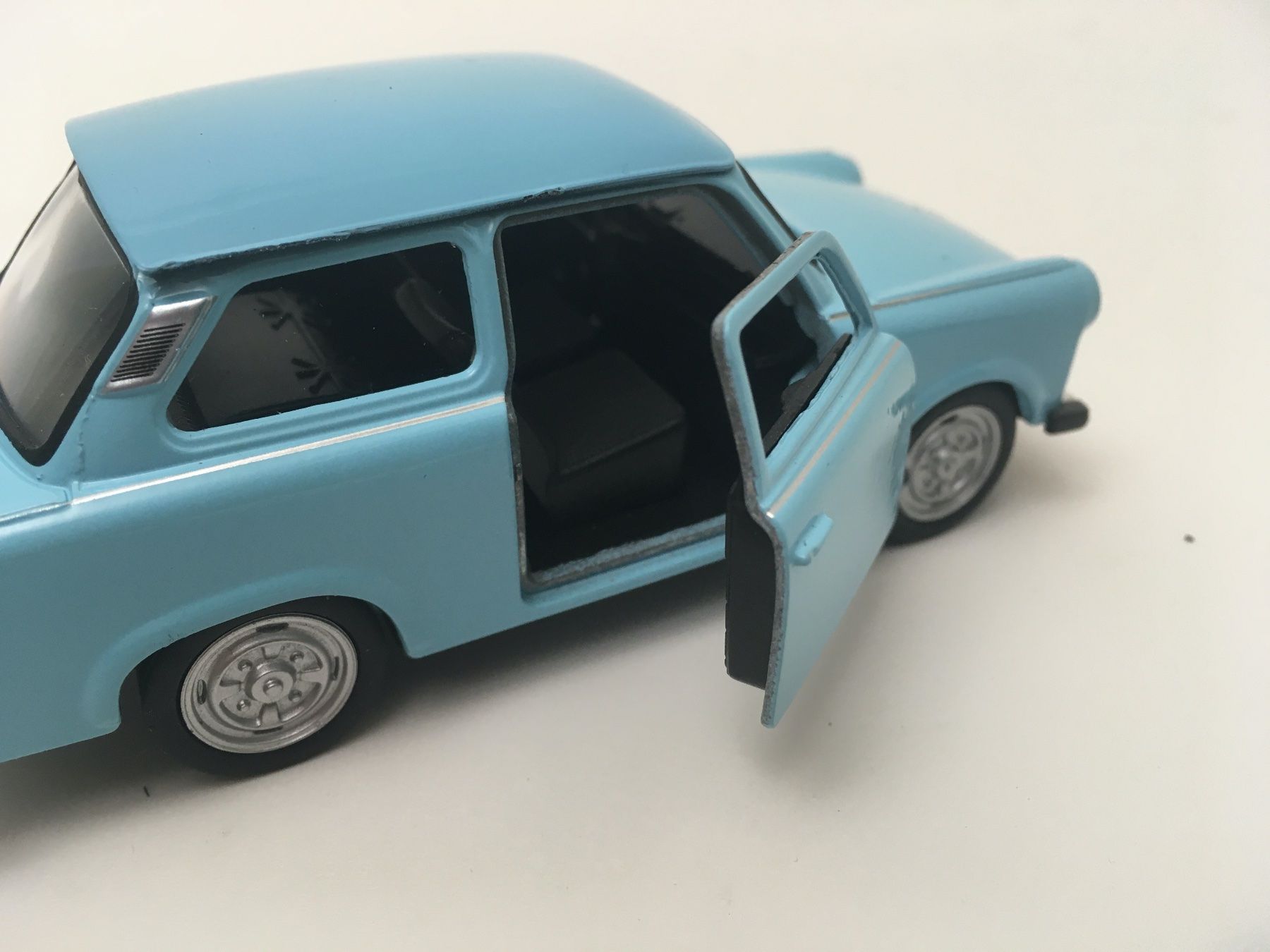Citroën Voitures modèles: Modellauto Trabant 601 – Neuf (Voir description) à Rheineck par emma.gut 3