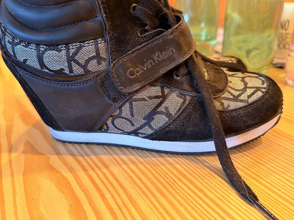 Scarpe da donna: Calvin Klein WedgeSneaker 40 – Usato da Opfertshofen SH venduto da pat_zk67