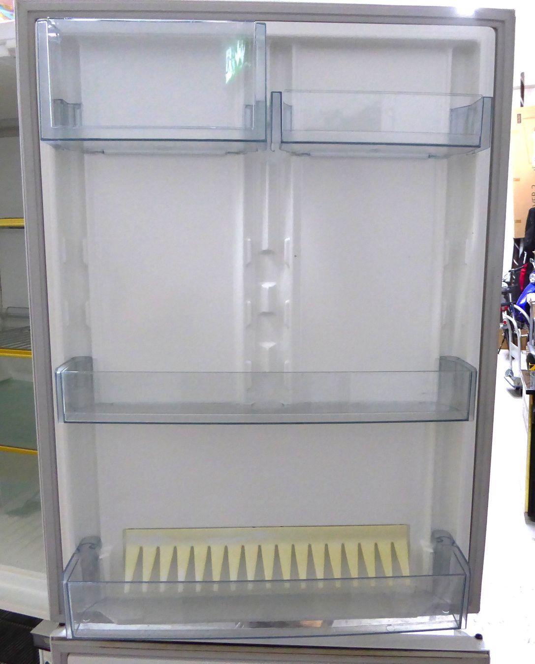 Electrolux Frigoriferi: ELECTROLUX Kühlschrank mit Gefrierschrank – Usato da Volketswil venduto da brockipfannenstil 7