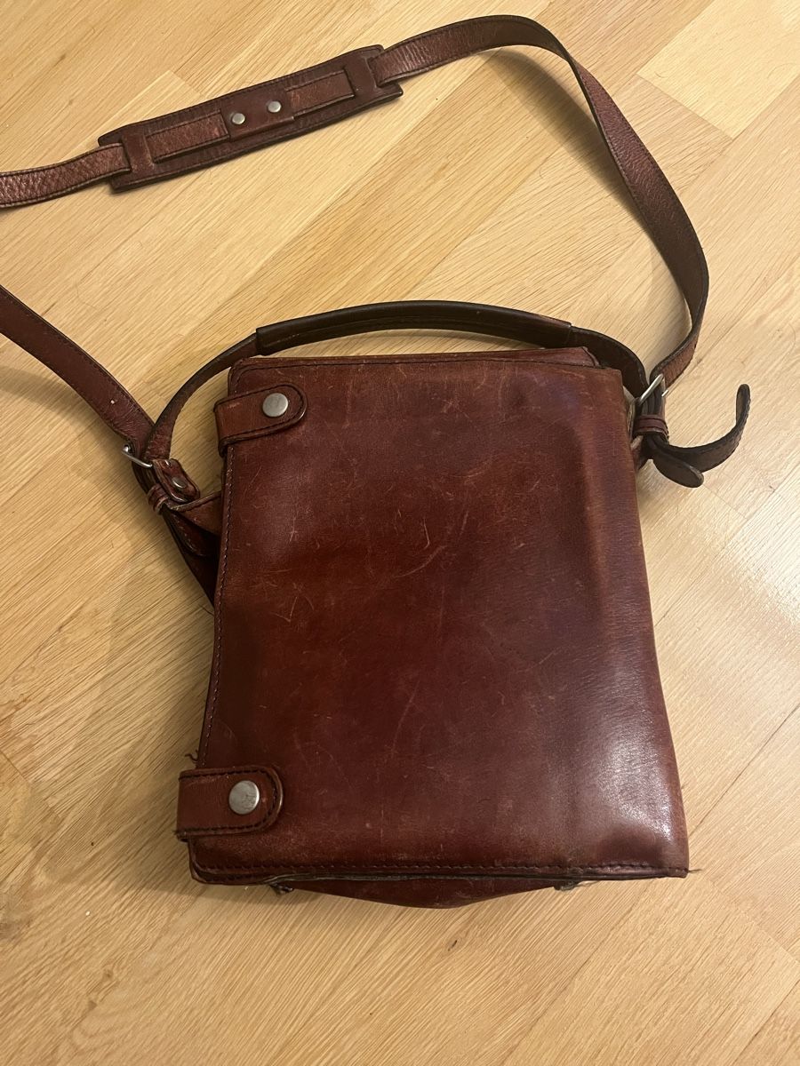 Taschen: Vintage Echtleder Umhängetasche – Gebraucht aus Allschwil von mpant02 1