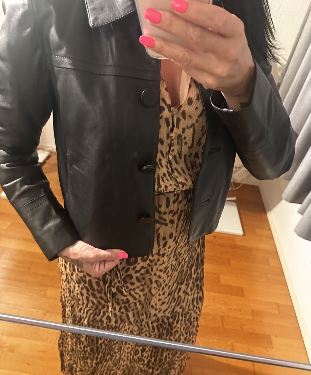 Vestes: Lederjacke schwarz Gr. S – D'occasion à Kriens par Pilatu