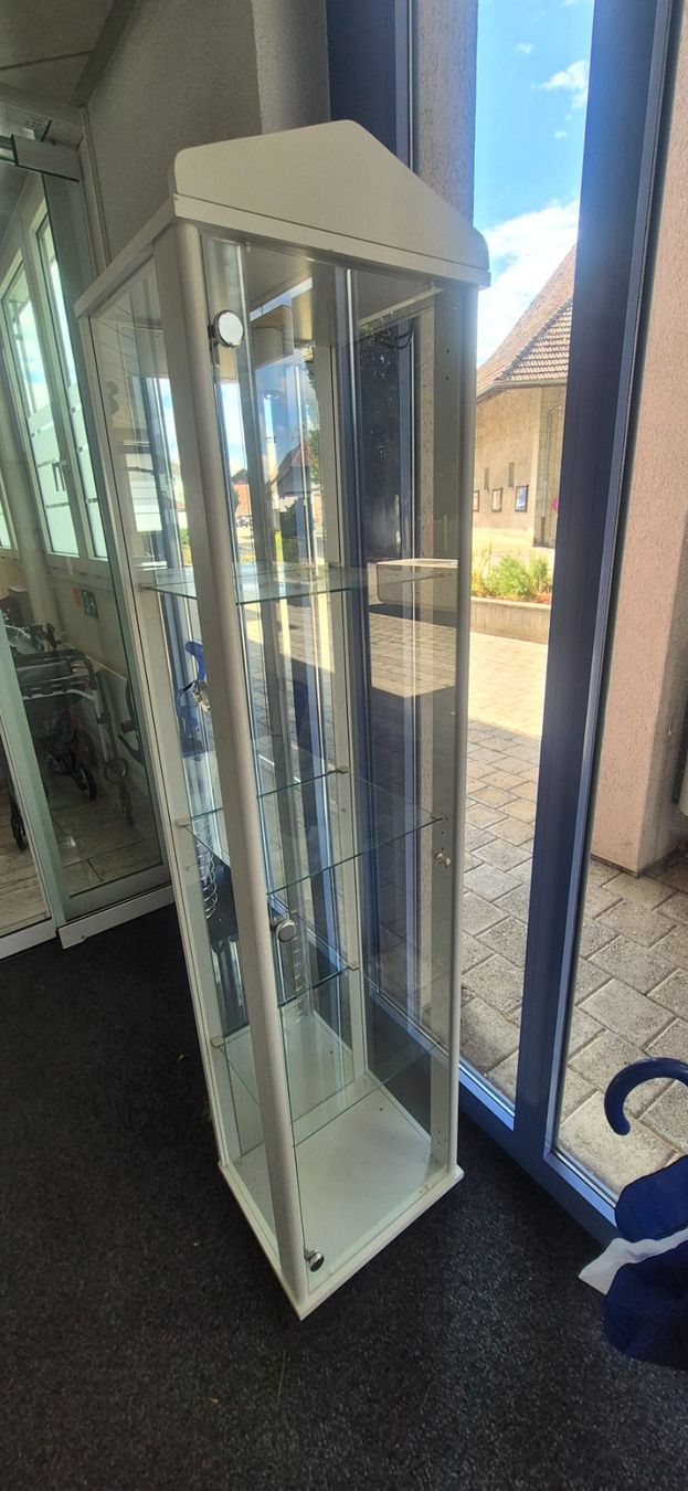 Vitrines: Glasvitrine – D'occasion à Huttwil par Hpb7
