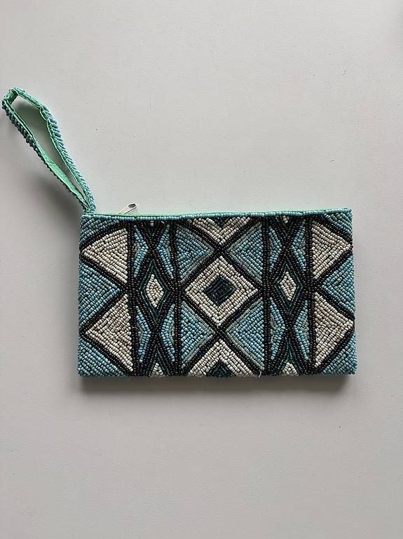 Taschen für Damen: Kleine Clutch mit Pailletten – Gebraucht aus Basel von Annikalypse