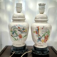 2 Lampes de table anciennes chinoises peintes main signées