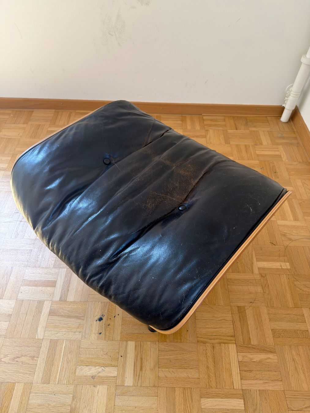 Vitra Sgabelli: Herman Miller Eames Ottoman – Usato da Bern venduto da miro-co.