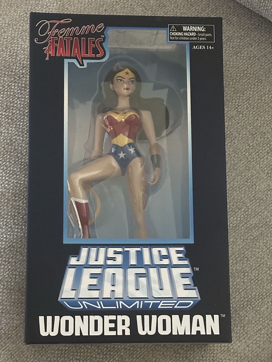 Statuette: Wonder Woman  – Nuovo e nell'imballaggio originale da Zürich venduto da ConnyLee