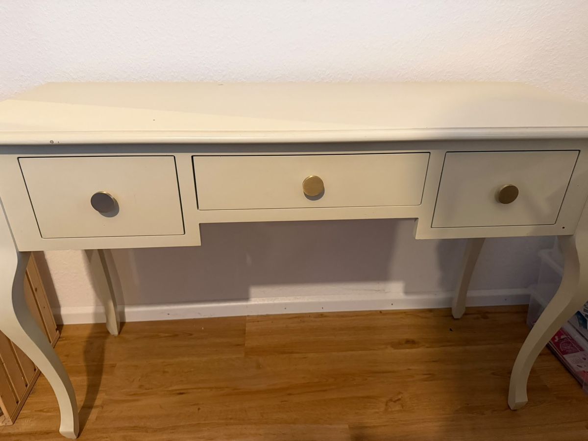 Schminktische: Antiker Schminktisch beige mit 3 Schubladen – Gebraucht aus Basel von olibolli 3