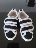 Inuikii Shearling Low Velcro Wildleder Turnschuhe