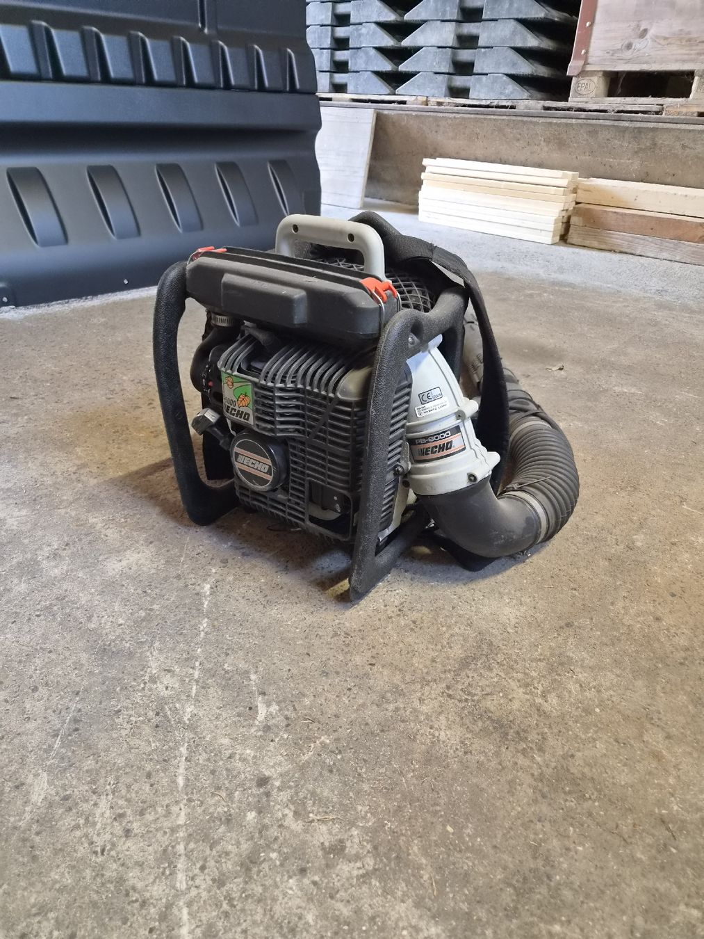 Soffiatori & Aspiratori per foglie: Blasebalg ECHO PB-6000 Laubbläser gebraucht – Usato da Wollerau venduto da KiSeGmbH 1