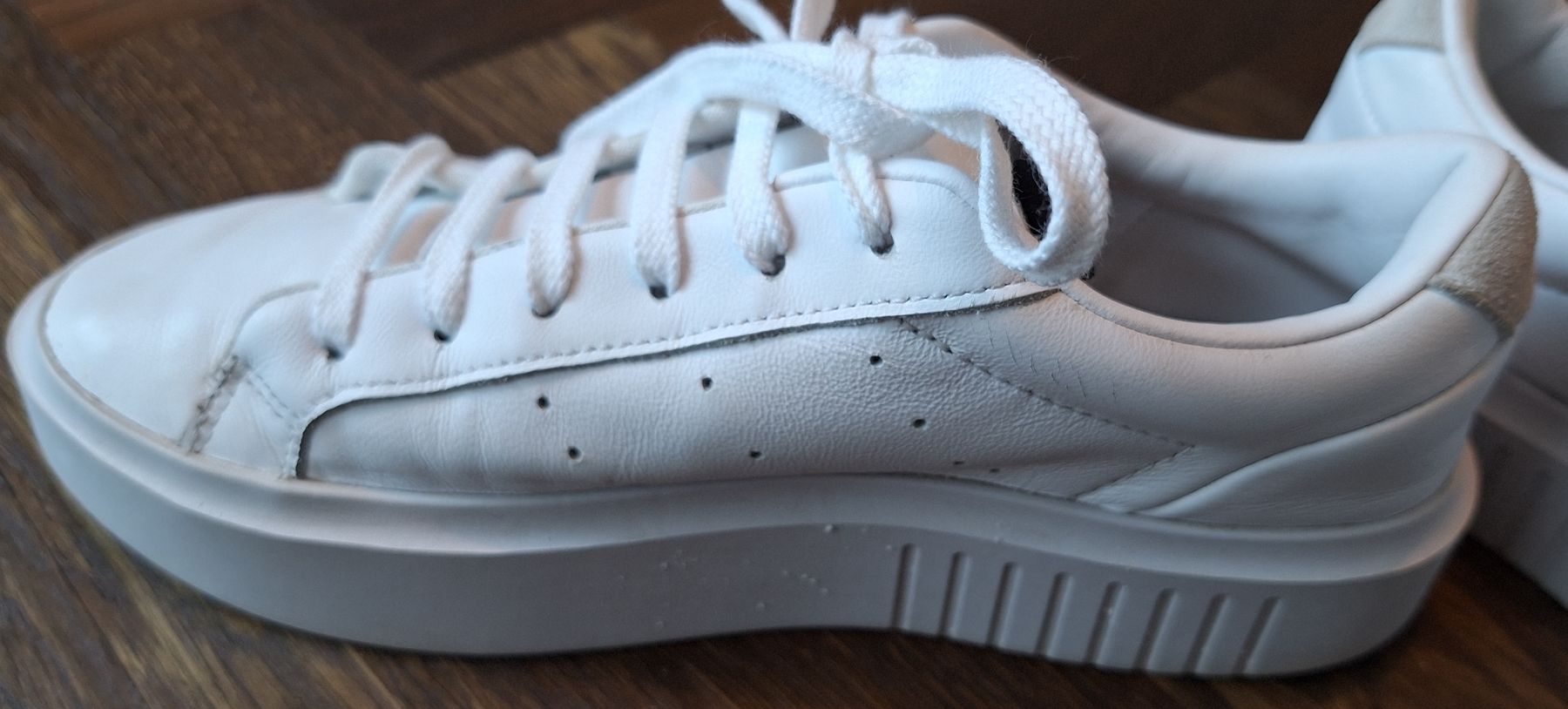 Adidas Scarpe da donna: Plateau Adidas Sneakers – Usato da Zürich venduto da Milas_closet 5