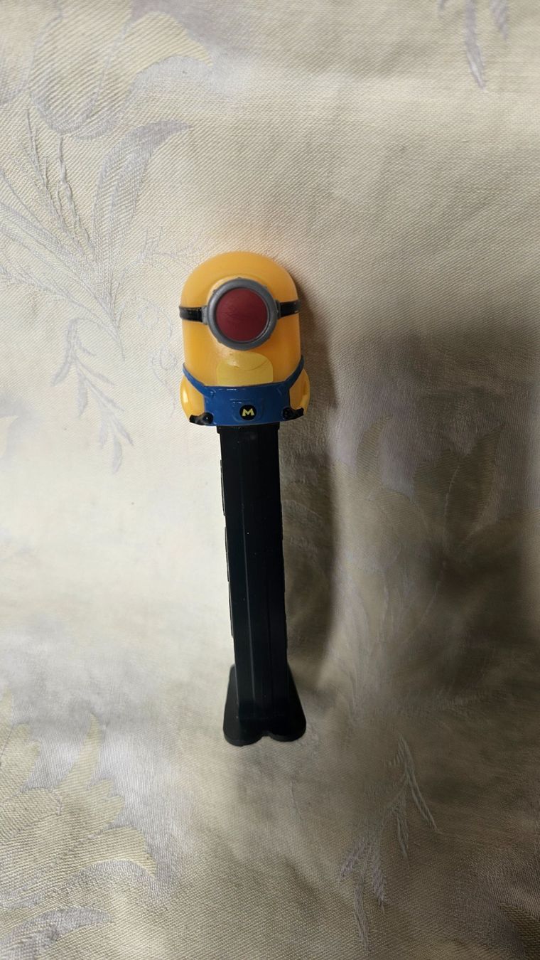 Pez Altro per Gastronomia & Hotel: Dispenser caramelle Pez "Minion" – Usato da Melano venduto da H-Sara