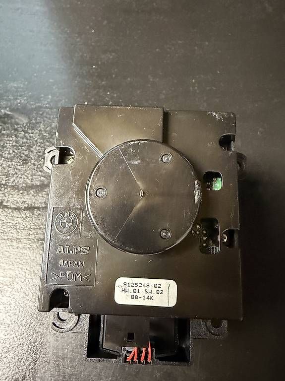 Tutti pezzi di ricambio auto: BMW Controller E90 E91 E92 E93 E81 E82 E87 E88 – Usato da Langrickenbach venduto da jimp92 1