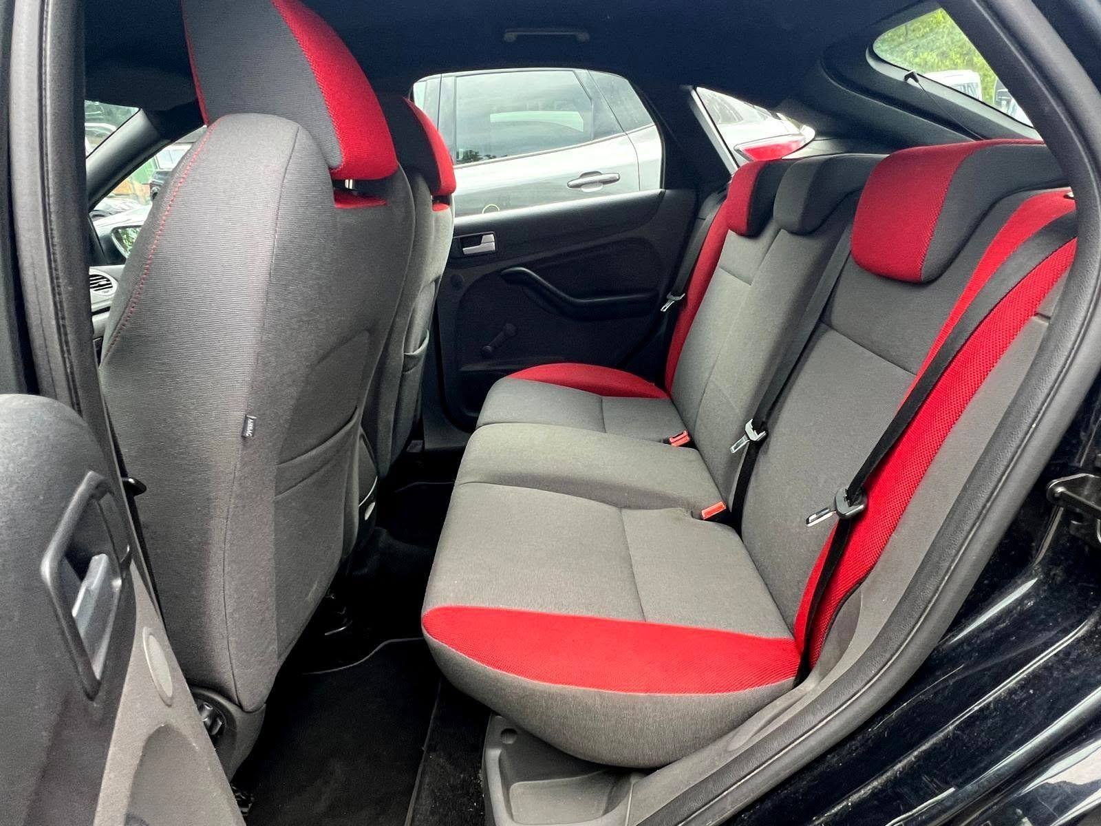 Ford Autos: Ford focus st mk2 225 ps 5 zylinder – Gebraucht aus Schönenwerd von huszti1018 4