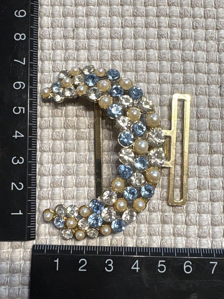 Fibbie per cinture: Gürtelschnalle mit Strass – Usato da Rümlang venduto da euqinom16