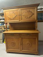 Antiker Buffet-Schrank, massiv Holz, guter Zustand!
