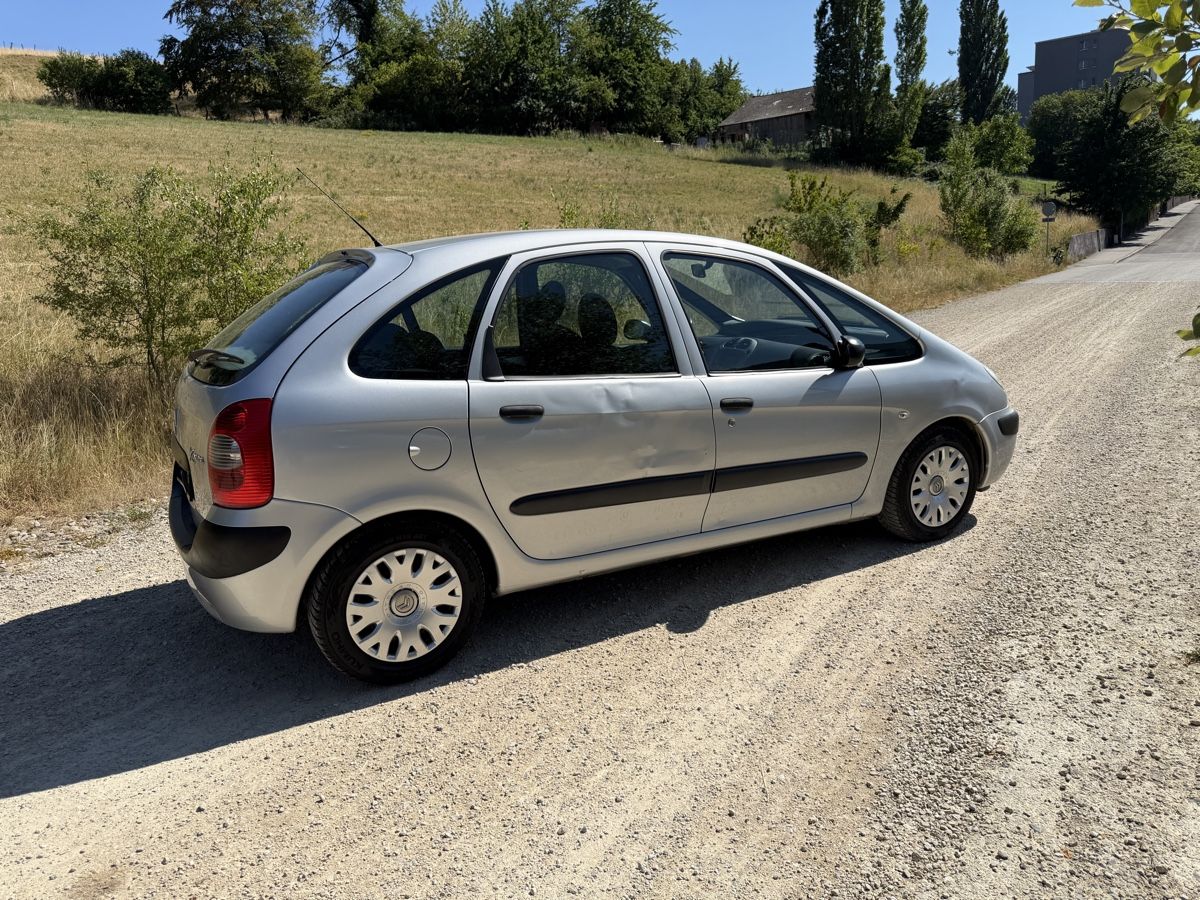 Citroën Automobili: Citroen Xsara Picasso 1.6 – Usato da Aarberg venduto da nany17 6