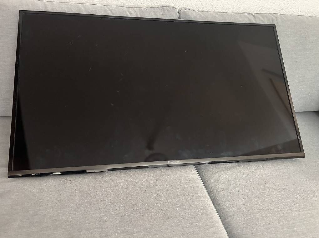 Panasonic Fernseher: Fernseher Panasonic – Gebraucht aus Schaffhausen von Josh01 2