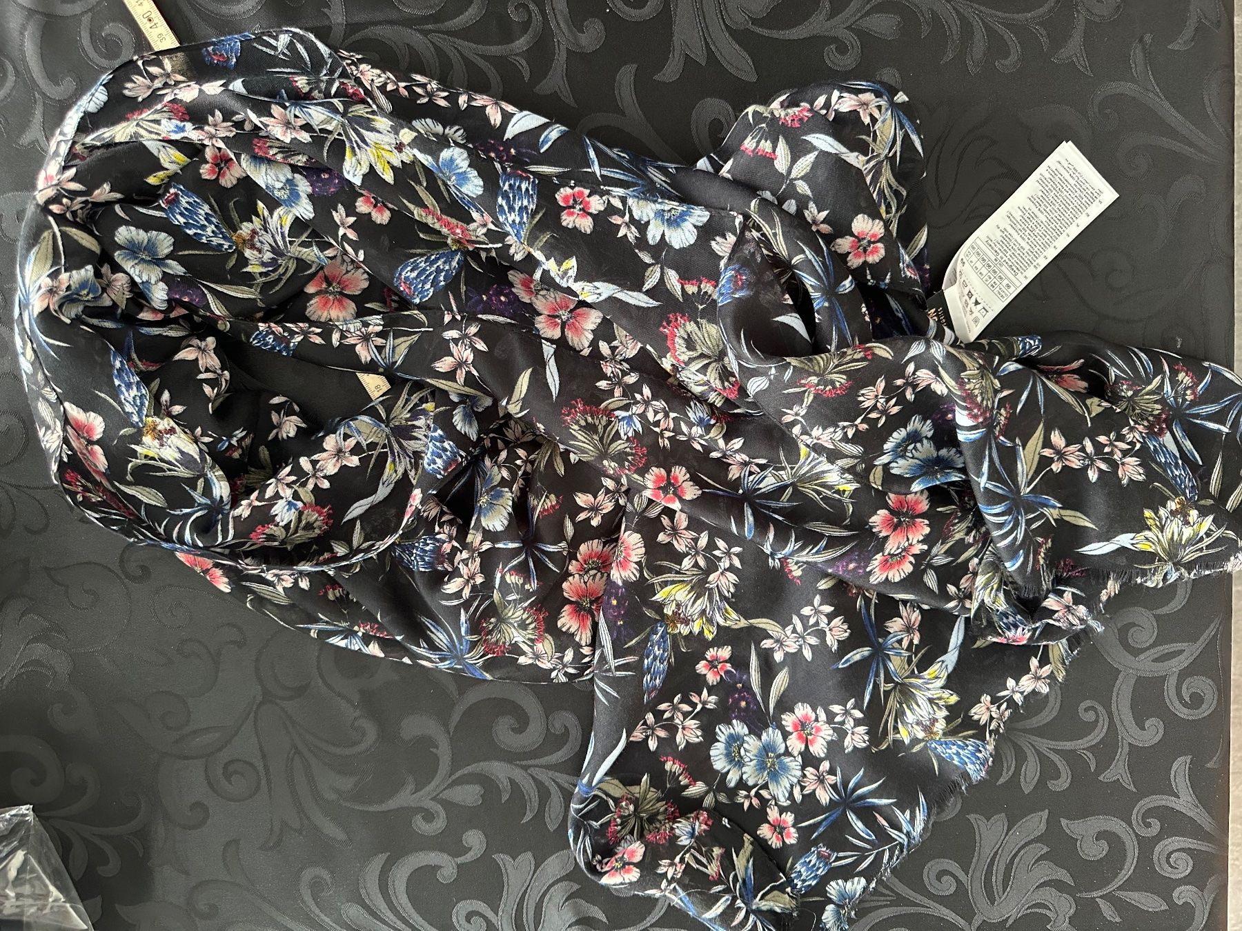Foulard & Sciarpe: Taifun Schal  mit Blumenmuster, neu – Nuovo e nell'imballaggio originale da Wettswil venduto da haddy91 1