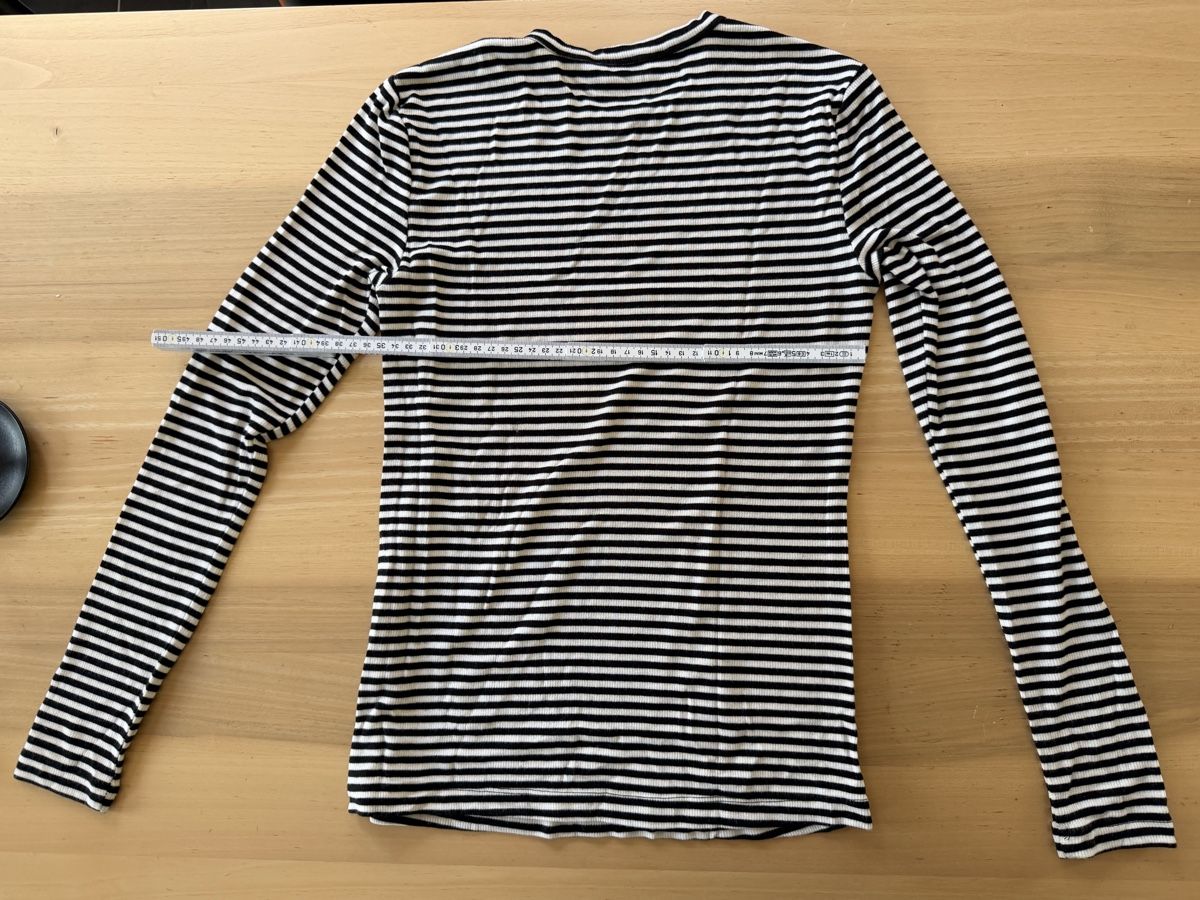 T-shirt: Soft Rebels gestreiftes Langarmshirt – Usato da Ennetbaden venduto da b617 1