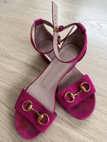 Gucci Sandalen aus Wildleder, Grösse 36.5