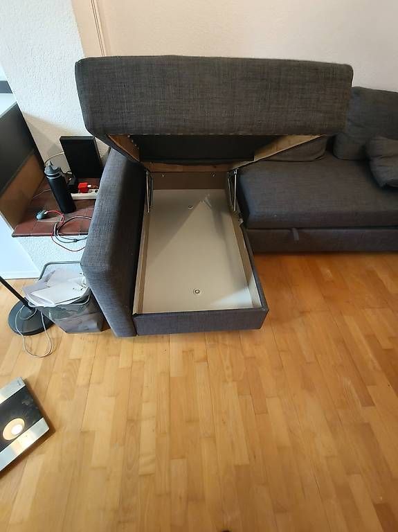 Ikea Sofas: Canapé d'angle "Friheten" /  Ecksofa "Friheten" – D'occasion à Bern par pierreantoineblanc 2