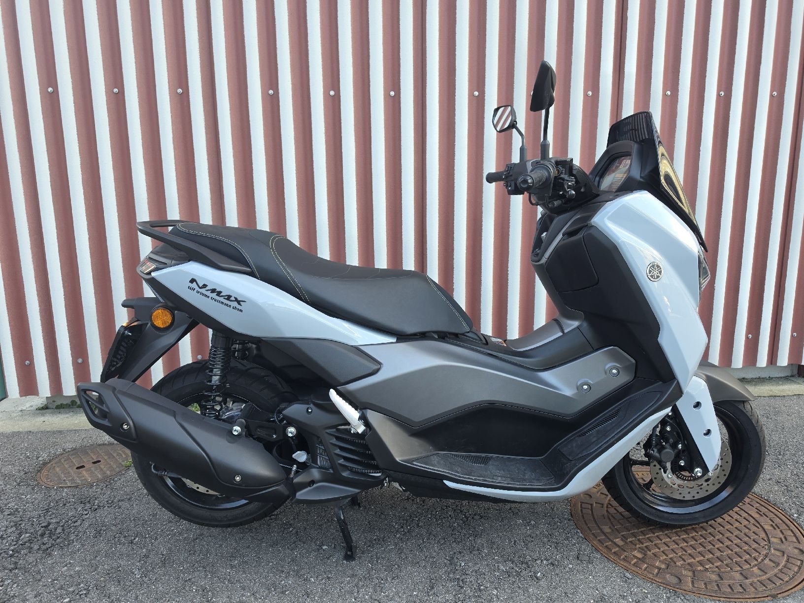 Yamaha Scooters: Yamaha NMAX Tech Max 125 Grau – D'occasion à Immensee par Bonsai_Golf 2