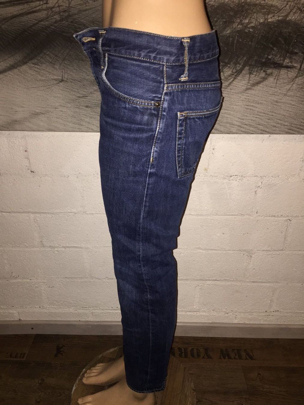 Carhartt Jeans: CARHARTT Jeans    Taille / Grosse S – D'occasion à Cossonay-ville par Super-Price-Quality 4