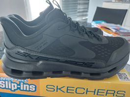 Chaussures Skechers Slip-ins noires neuves taille 39