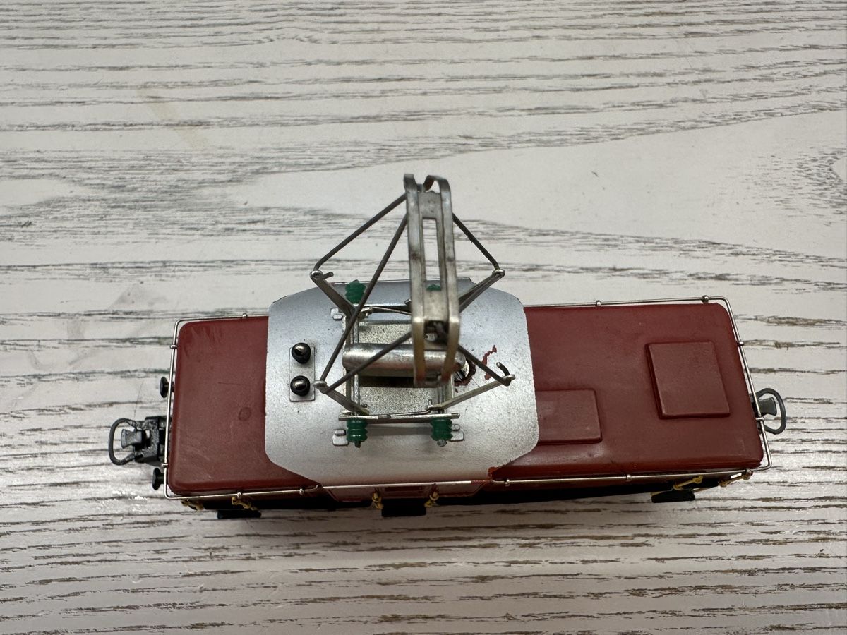 Märklin Modelleisenbahnen: Märklin 3001 DB BR E6303 – Gebraucht aus Lupsingen von New-Haven 3