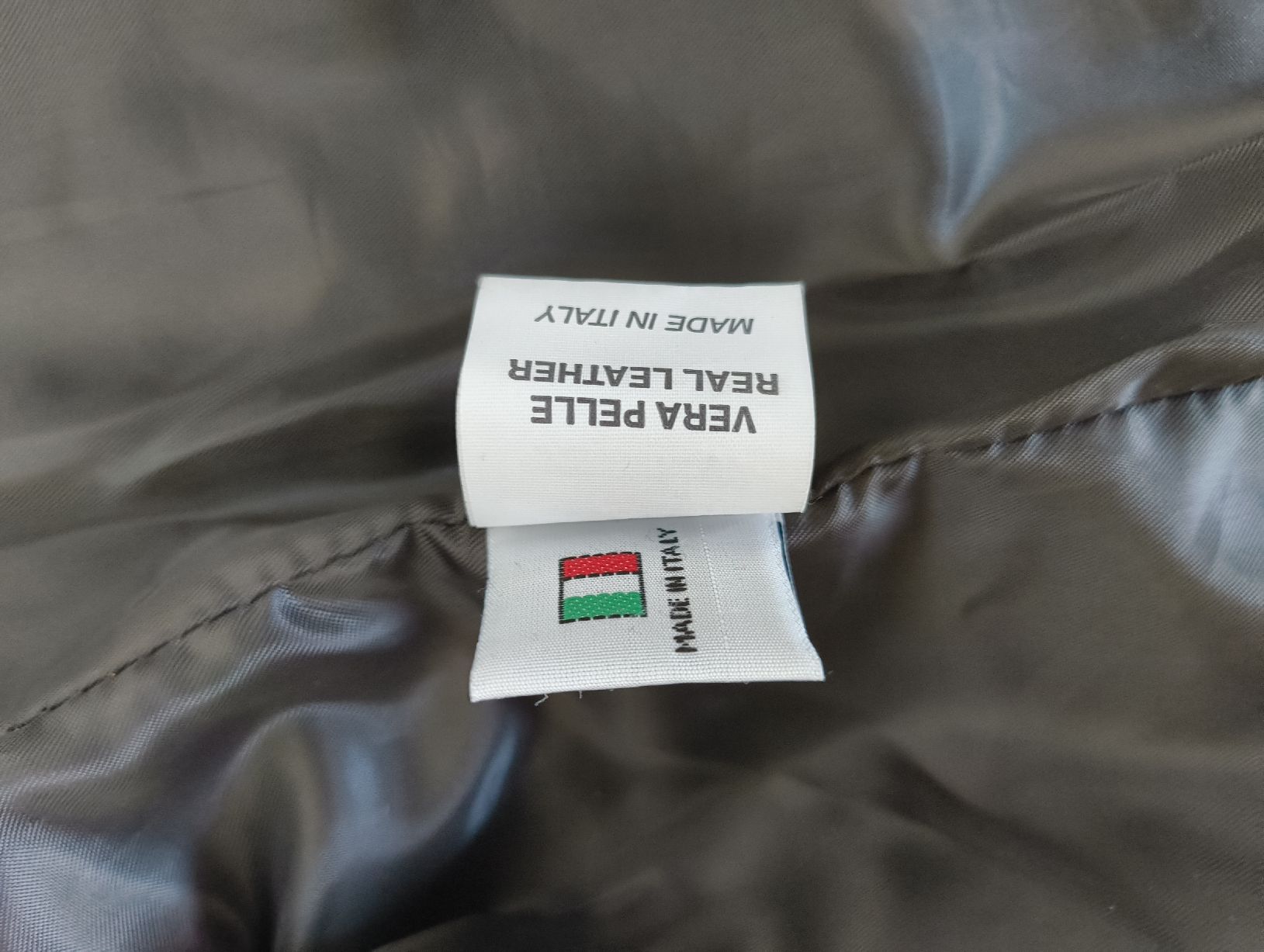 Jacken: Lederjacke Grösse 44 – Gebraucht aus Schwarzenburg von Tvona 5