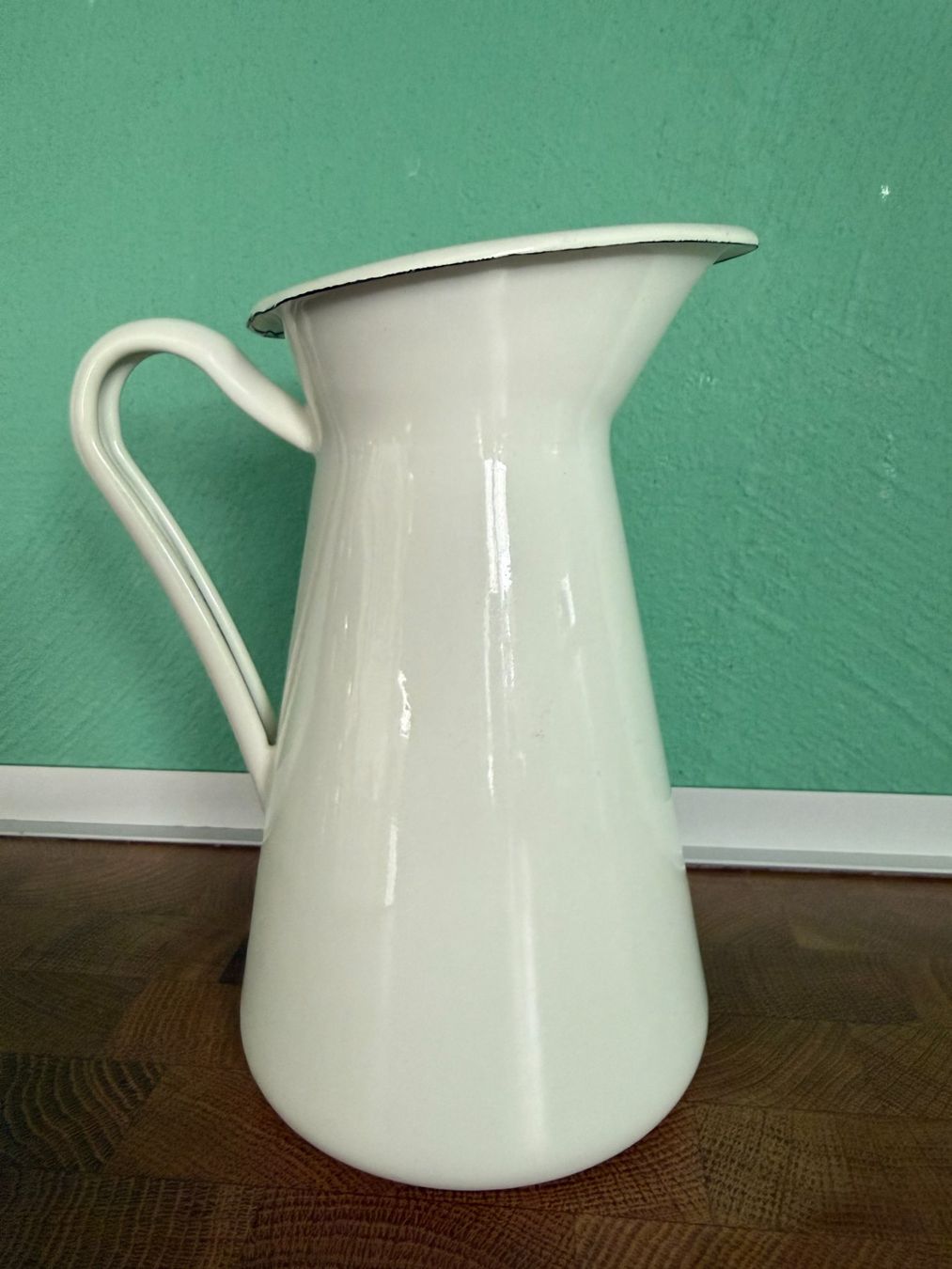 Caraffe: Emailkrug  Karaffe  Vase   Inhalt 600 ML – Usato da Subingen venduto da ArtBead 1