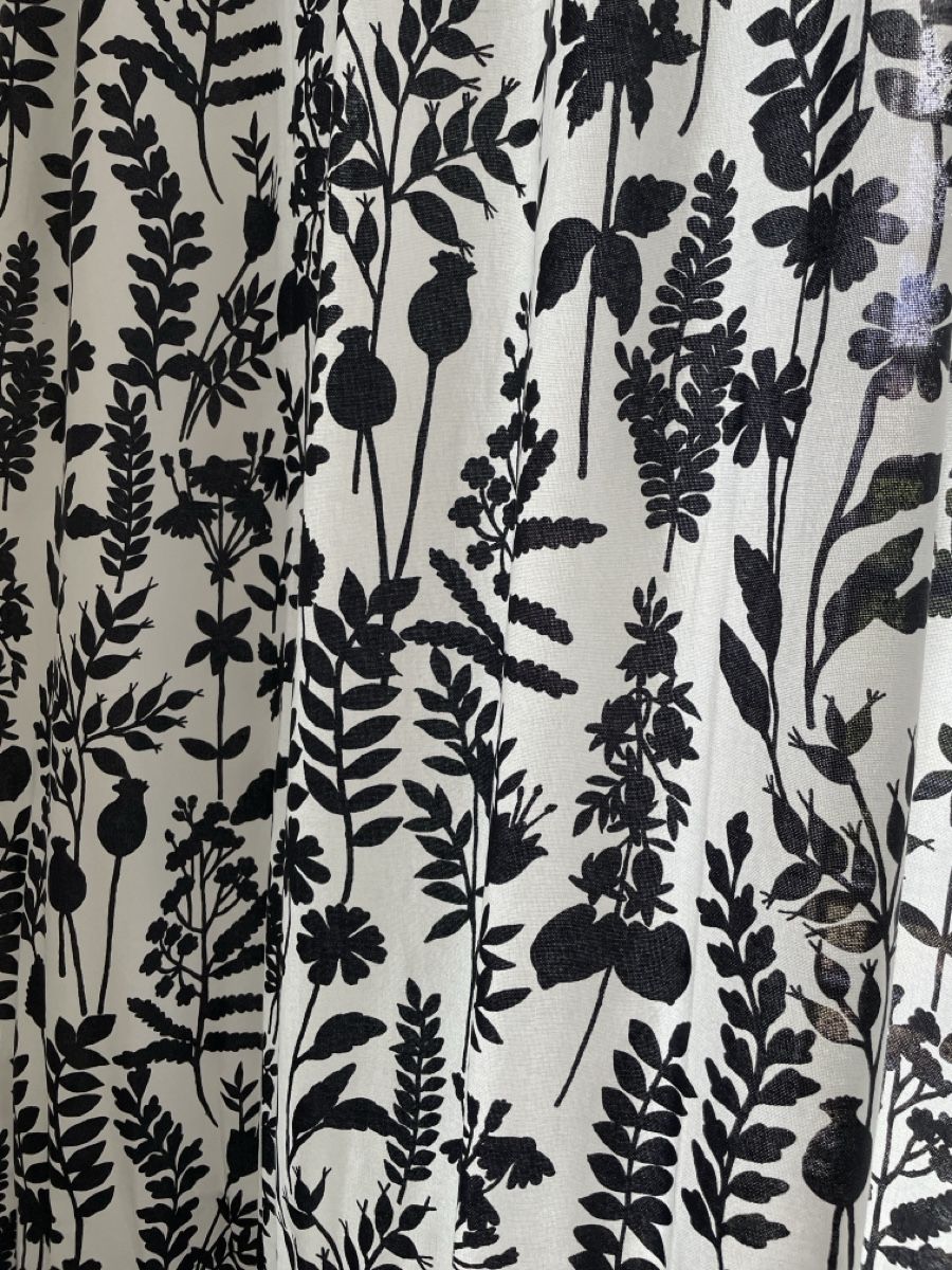 Ikea Tende: Ikea Vorhang mit Pflanzenmuster – Usato da Oberentfelden venduto da nic_cxr8 1