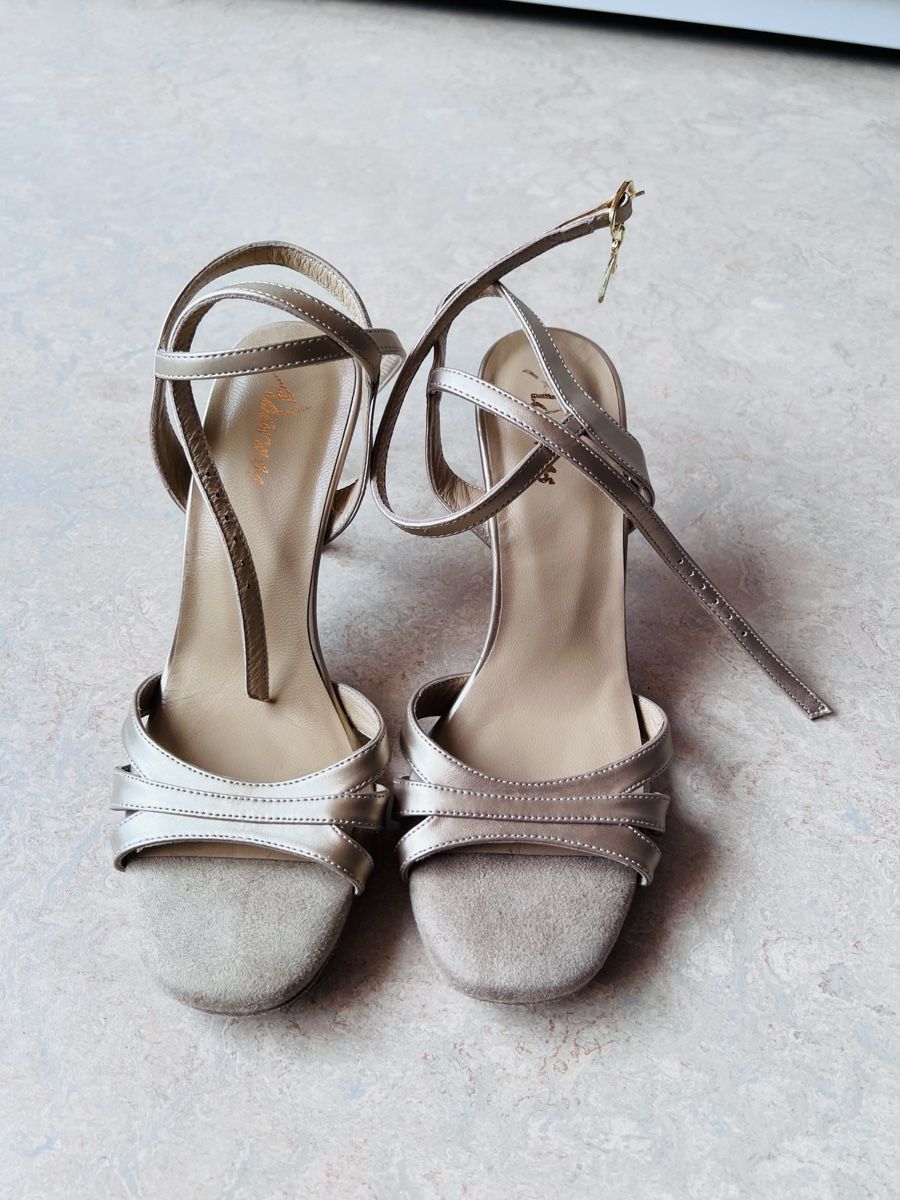 Scarpe da donna: Tangoschuhe – Nuovo (secondo la descrizione) da St. Gallen venduto da ang_7bj7