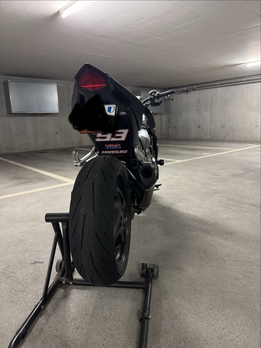 Honda Strasse: Honda CB 1000 R – Gebraucht aus Dierikon von Tiagotcr 2