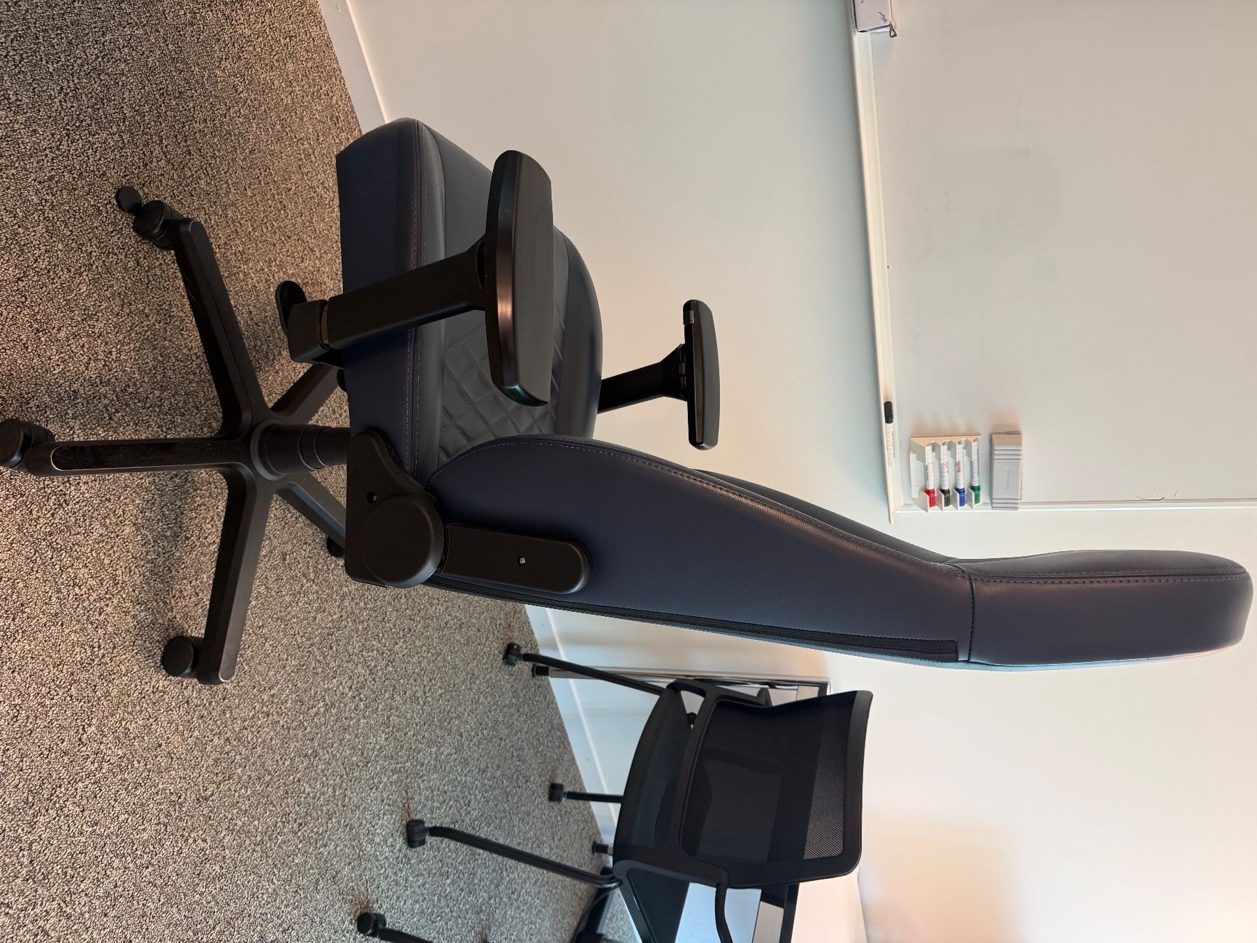 Noblechairs Sedie: Gamingstuhl Nobelchairs – Usato da Aarau venduto da vitafit11 2
