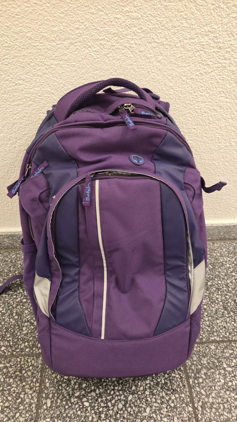 Satch Sacs & sacs à dos: Satch Rucksack violett – D'occasion à Niederhasli par RTL2014
