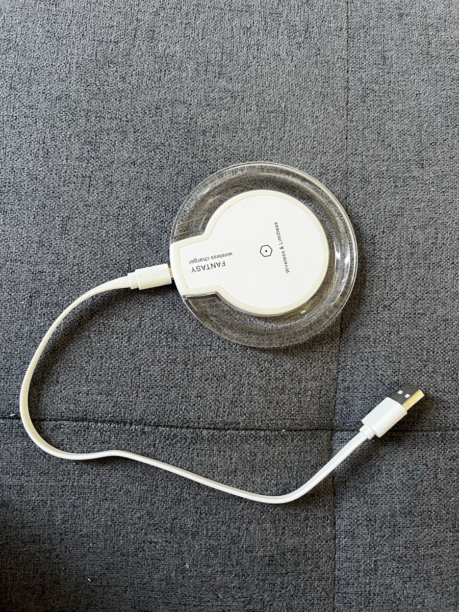 Ladegeräte: Chargeur par induction – Neu (gemäss Beschreibung) aus Courroux von mar_82gk