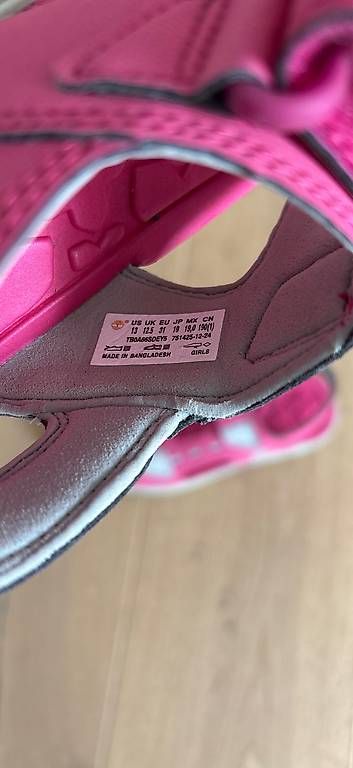 Scarpe per ragazze: Timberland Sandalen rosa Gr. 31 – Usato da Graltshausen venduto da Regeli1 1