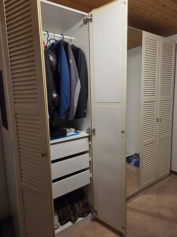 Ikea Armoires: Schlafzimmer Kasten – D'occasion à Full-Reuenthal par kra_zxj2 3