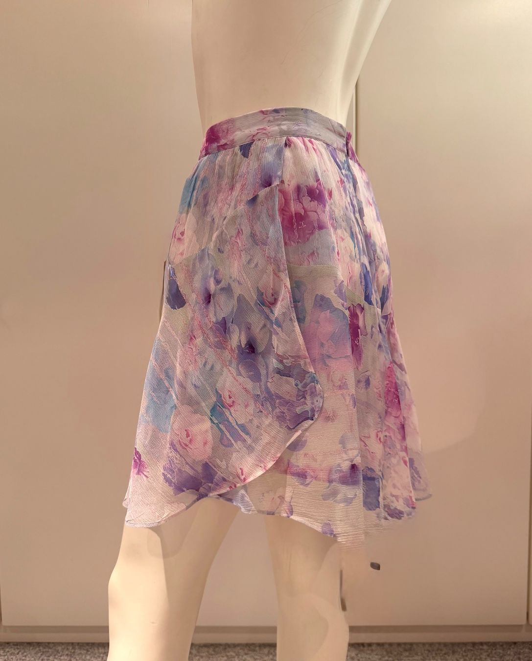 Vestiti & Gonne: Fraîche jupette the Kooples  36 – Nuovo (secondo la descrizione) da Genève venduto da fto_sz8d 1