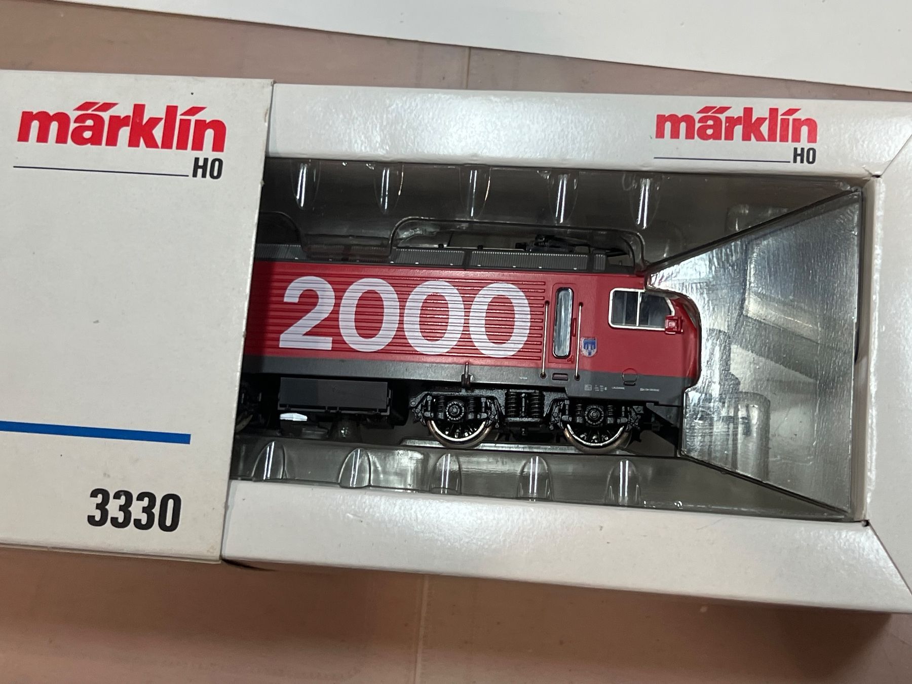 Märklin Modellini di ferrovie: Märklin Re 4/4 IV 2000 – Usato da Dübendorf venduto da Troggy 6