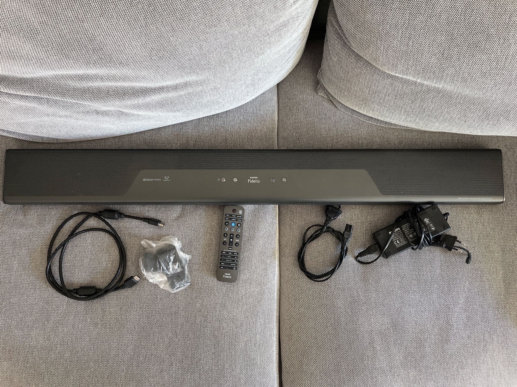 Philips Home Cinema: Philips Fidelio Atmos speaker bar – Usato da Zürich venduto da Andypapandy