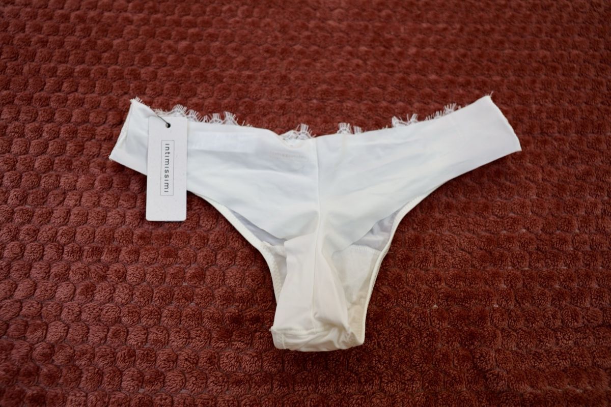 Intimissimi Altra biancheria intima: Completo Intimo Intimissimi Set Sottoveste E Perizoma Bianco – Nuovo (secondo la descrizione) da Glis venduto da dor_b2nc 3