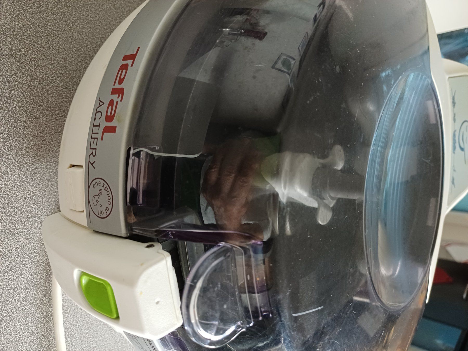 Elettrodomestici da cucina: Tefal Actifry Friteuse – Usato da Zürich venduto da Atad 1