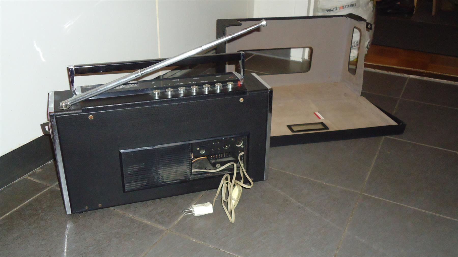 Radio: GRUNDIG SATELLIT TRANSISTOR 6001 RARE ! – Usato da Lausanne venduto da asdyx 3