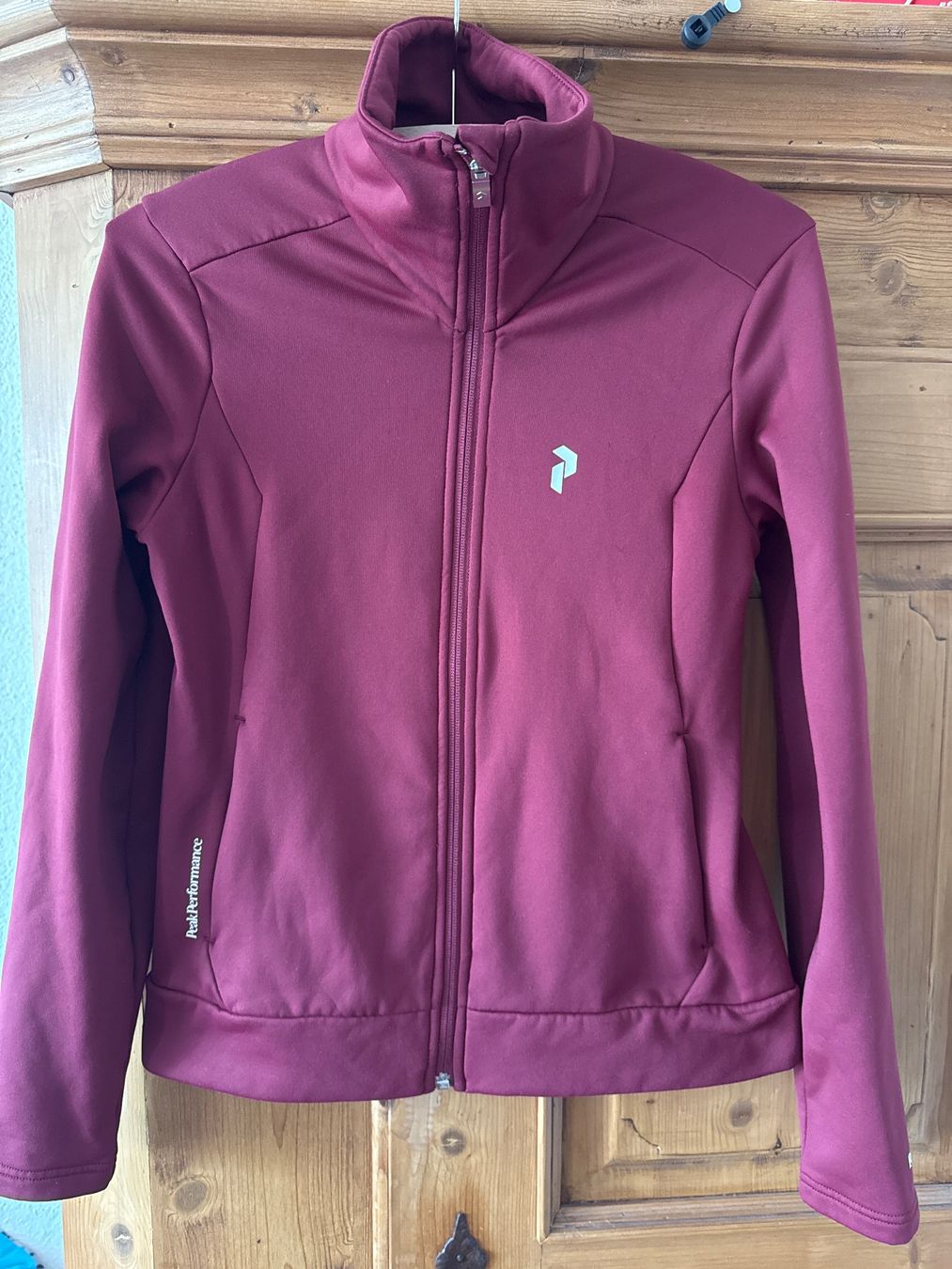 Peak Performance Jacken: Peak Performance Softshell Jacke Gr. M – Gebraucht aus Winterthur von britsi