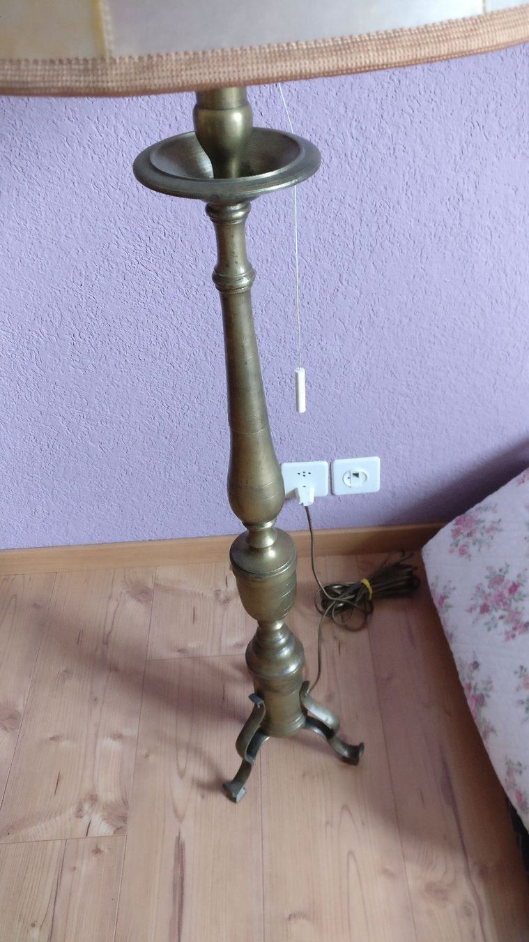 Lampen: Ständer Lampe antik,  Hut aus Pergament – Neu (gemäss Beschreibung) aus Arisdorf von Schnautz02 1